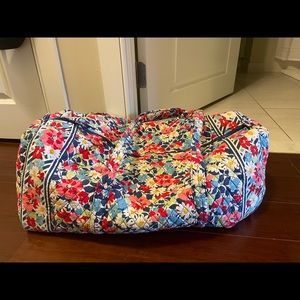 Large Vera Bradley duffel bag - barely used!